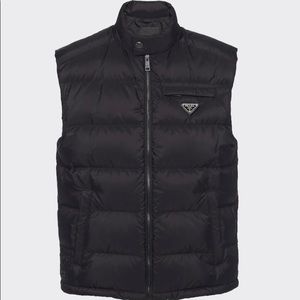 NEW - Mens: Re-Nylon Sleeveless Puffer Jacket, Prada (Size: 56)
